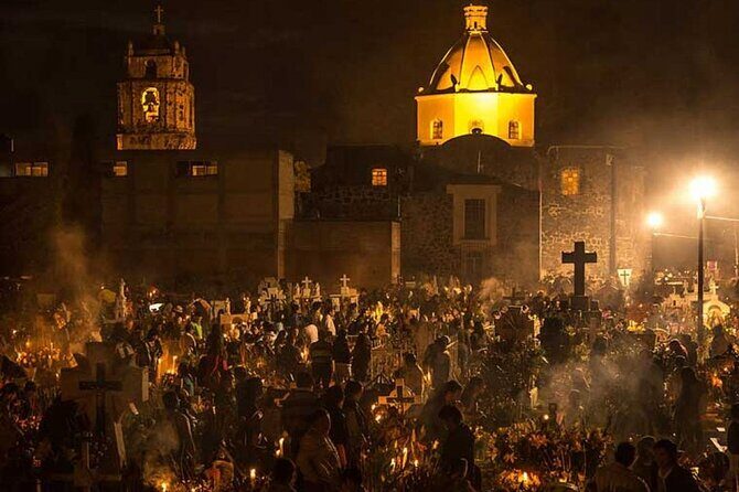 Day of the Dead in Mixquic Private Tour with transport from CDMX - Discovering the Day of the Dead in Mixquic: A Truly Authentic Experience