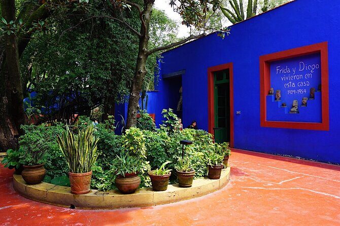 Day of the Dead Living Tradition with Frida Kahlo Museum - Why This Tour Offers Good Value