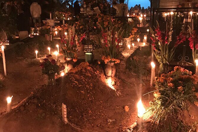 Day of the Dead Night Tour: Oaxacas Cemeteries & Traditions - Key Points