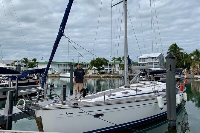 Day Sailing Adventure in the Florida Marine Sanctuary - Key Points