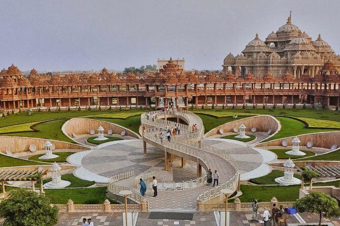 Day Temple Tour by Tuk Tuk (Auto Rickshaw) - with Guide - Considerations and Tips