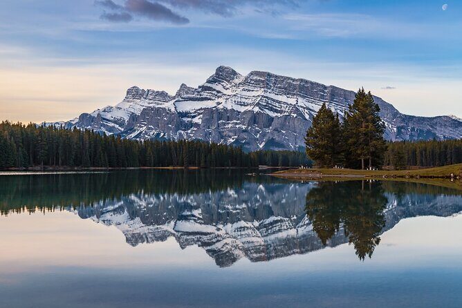 Day Tour Banff Town Gondola Two Jack and Minnewanka Lake - Exploring the Route: What to Expect at Each Stop