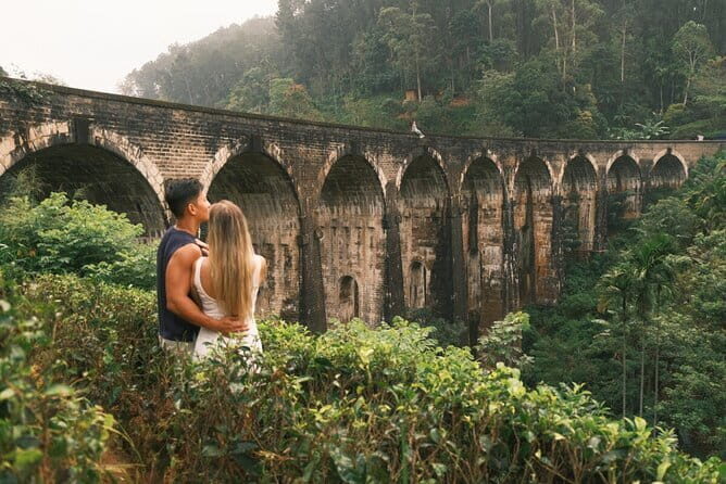 Day Tour Ella with Train Ride, Little Adams Peak and Nine Arches - The Full Experience: What to Expect from the Tour