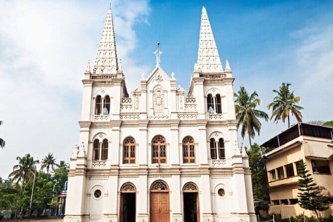 Day Tour in Alleppey and Cochin with Backwater Cruise and Beach - The Sum Up