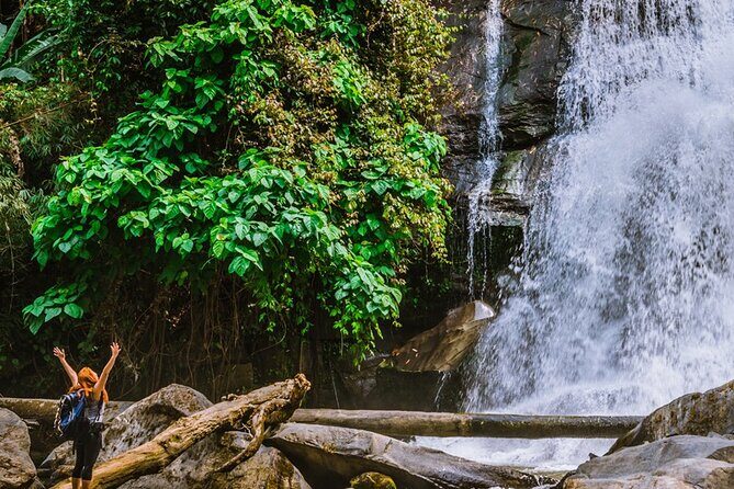 Day Tour in Doi Inthanon National Park & 2 Hour-Hiking with Lunch - Key Points