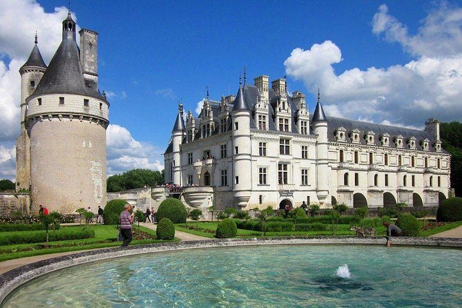 Day Tour of Chateaux of Chenonceau, Chambord & Caves Ambacia from Tours/Amboise - Who Will Love This Tour?