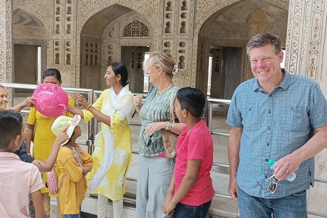 Day Tour Of Tajmahal From Bangalore With Car Guide Entrance Meal - Who Should Consider This Tour?