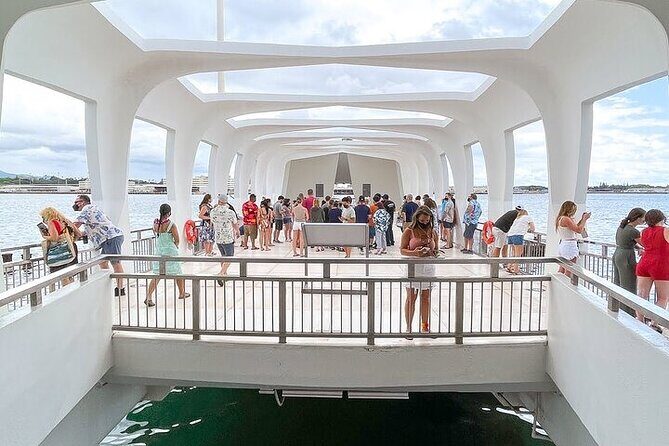 Day Tour Pearl Harbor USS AZ Memorial and Battleship Missouri - An In-Depth Look at the Tour Experience