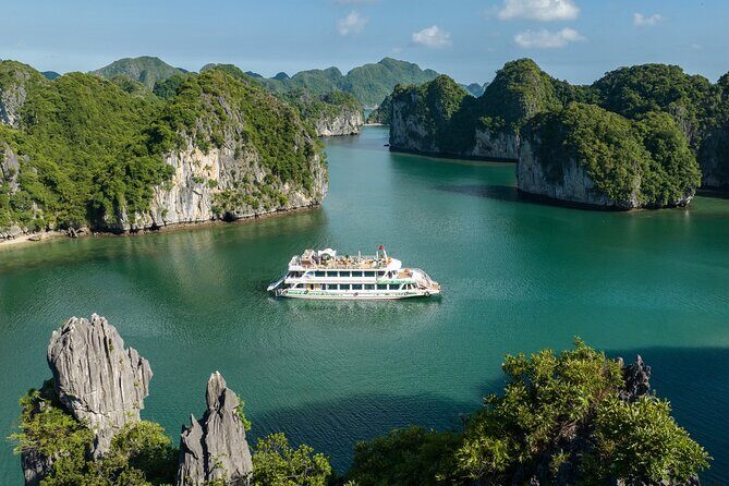 Day Tour Serenity Cruise at Lan Ha Bay from Hanoi, Hai Phong - Exploring Cai Beo Floating Village