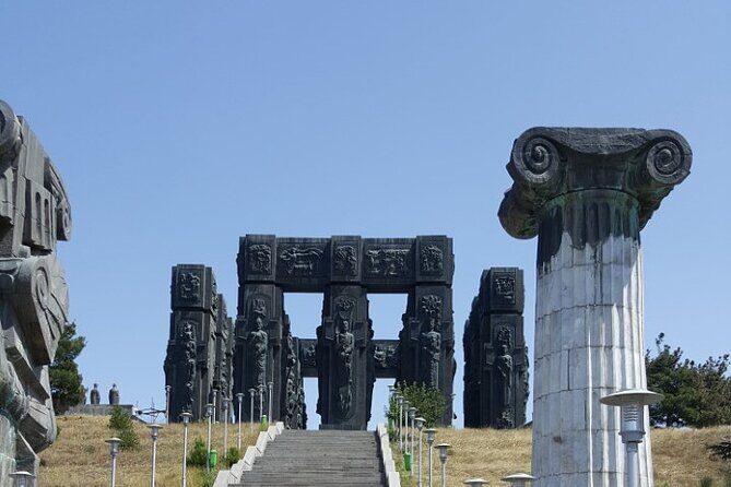 Day Tour Tbilisi - Mtskheta - Jvari - Chronicles of Georgia Monument-Tbilisi - Key Points