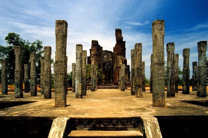 Day Tour to Anuradhapura from Colombo - Key Points