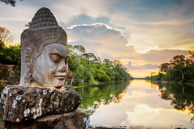 Day Tour to Discover the Temples and Terraces of Angkor - Key Points