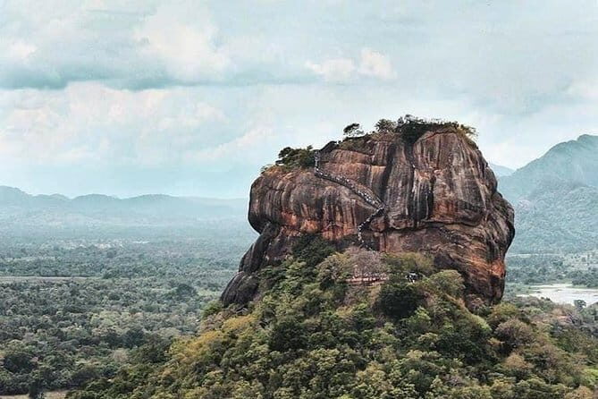 Day Tour to Negombo from Kandy by Lux Tours Lanka - Who Should Consider This Tour?