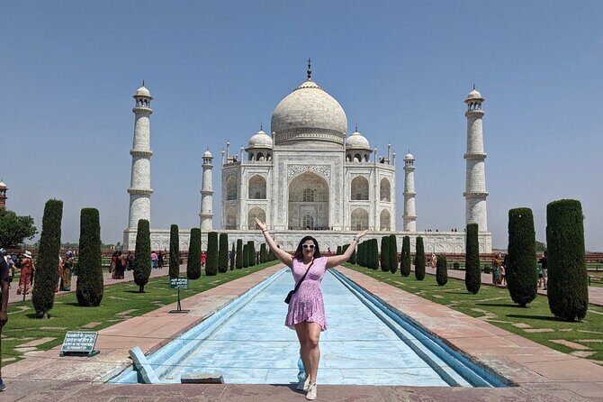 Day Tour To Taj Mahal For Solo Female Traveler with 100% Safety - The Experience: An In-Depth Look at the Agra Day Tour