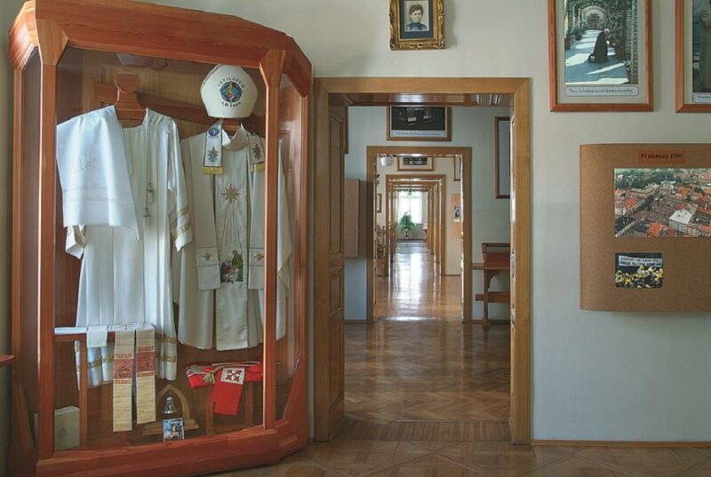 Day Tour: Traces of Pope John Paul II near Krakow - Practical Tips for Making the Most of the Tour