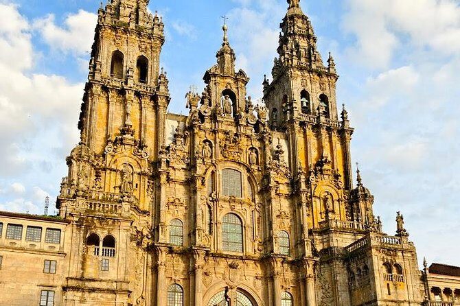 Day Trip from Porto to Santiago de Compostela and Valença - Authentic Experiences from Reviewers