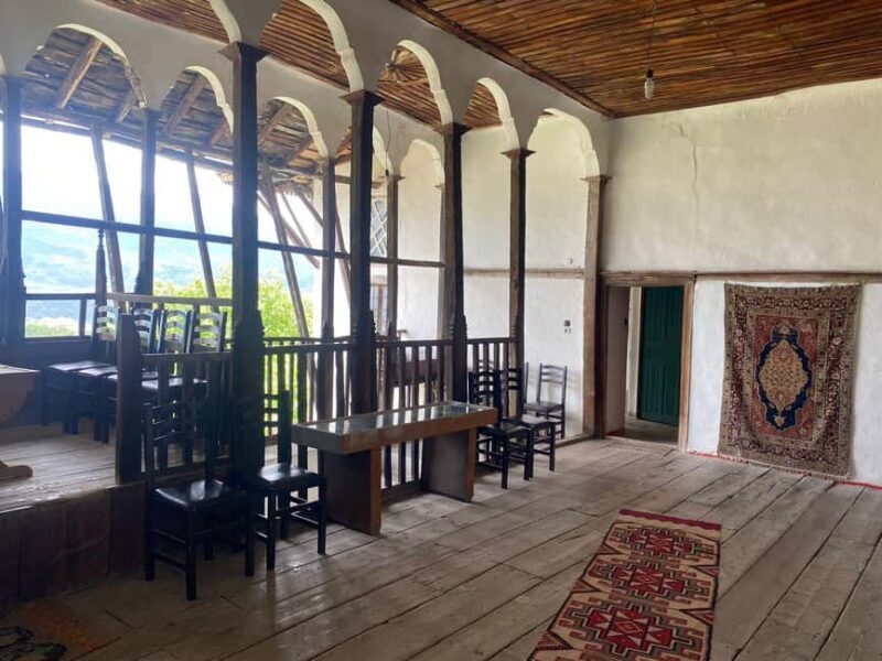 Day trip from Saranda : Blue Eye and Gjirokastra - Key Points