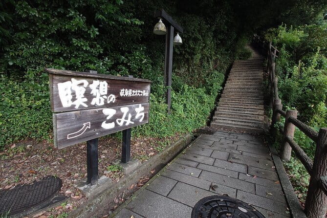 Day Trip Gifu Highlight Tour by Public Transportation from Nagoya - Practical Details and Value