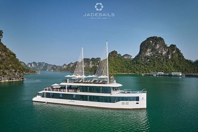 Day Trip - Luxury Experience in Ha Long Bay by Saquila Yacht - The Sum Up