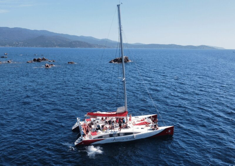 Day trip on a catamaran in the bay of ajaccio - Key Points