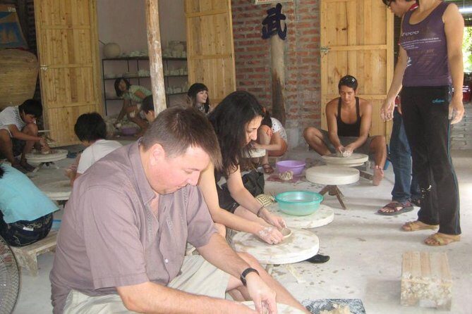 Day Trip to Bat Trang and Dong Ho Village - Key Points