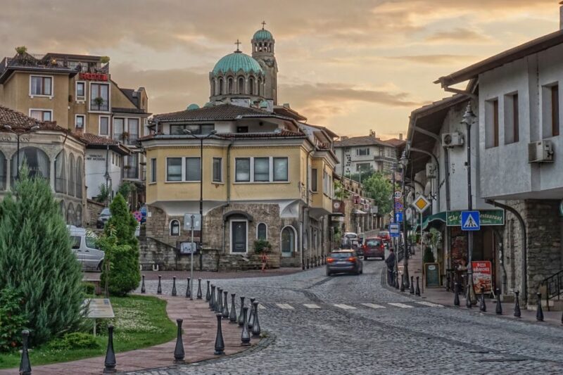 Day Trip to Bulgaria and Veliko Tarnovo from Bucharest - Exploring Bulgaria from Bucharest: A Detailed Look at the Veliko Tarnovo Day Trip