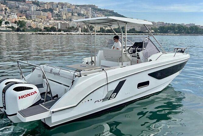 Day trip to Capri on beneteau flyer 9 - A Close Look at the Experience