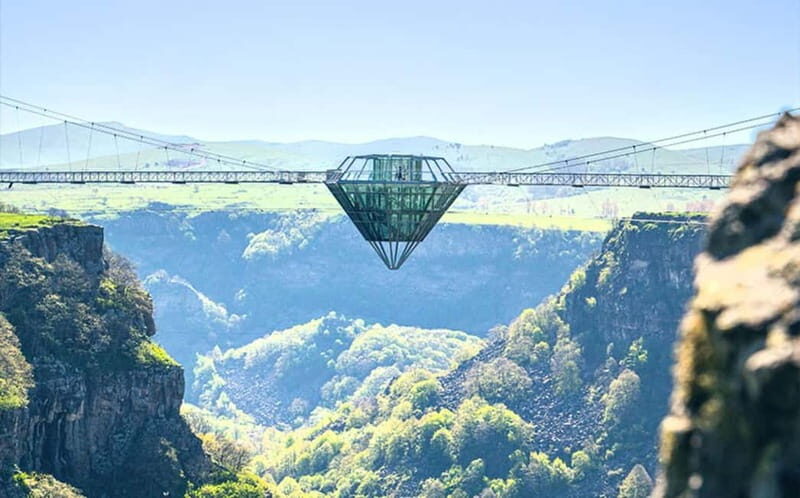 Day trip to Dashbash Canyon with Licensed Guide - An In-Depth Look at the Dashbash Canyon Day Trip