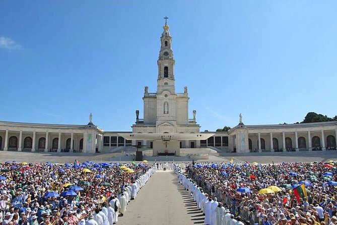 Day trip to Fatima, Batalha Monastery, Ericeira and Òbidos - Who Should Consider This Tour?