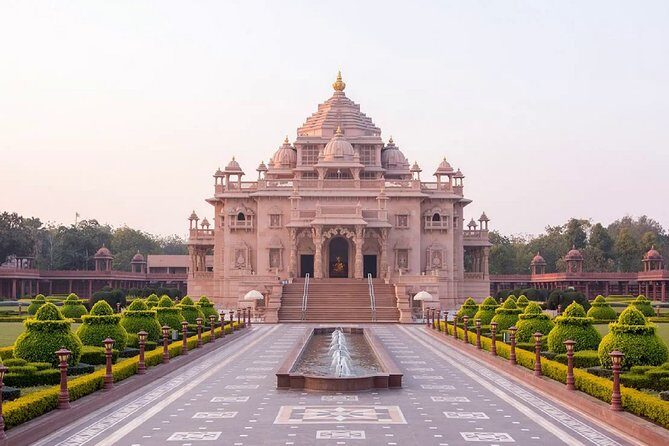 Day Trip to Gandhinagar (Guided Full Day Sightseeing Tour from Ahmedabad) - Key Points