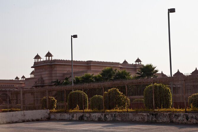 Day Trip to Gandhinagar (Guided Full Day Sightseeing Tour from Ahmedabad) - FAQ