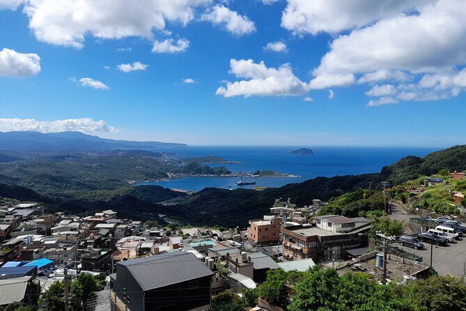 Day trip to Jiufen by a private charter! (4 hours) - The Details of the Tour: What to Expect