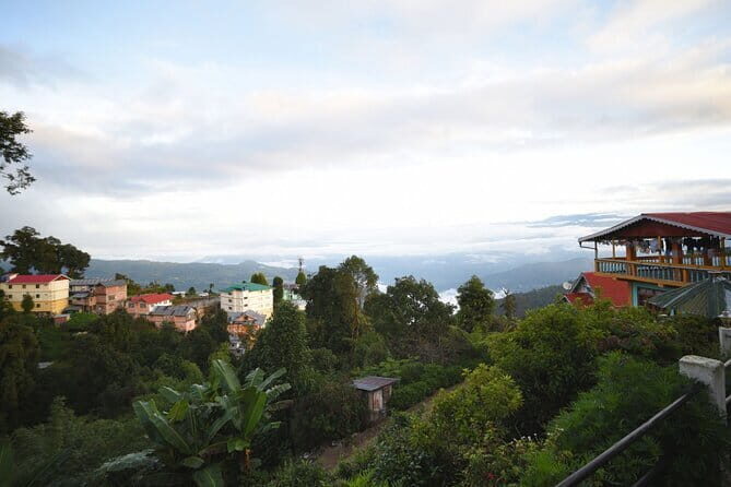 Day Trip to Kalimpong (Guided Private Sightseeing Experience from Gangtok) - Key Points