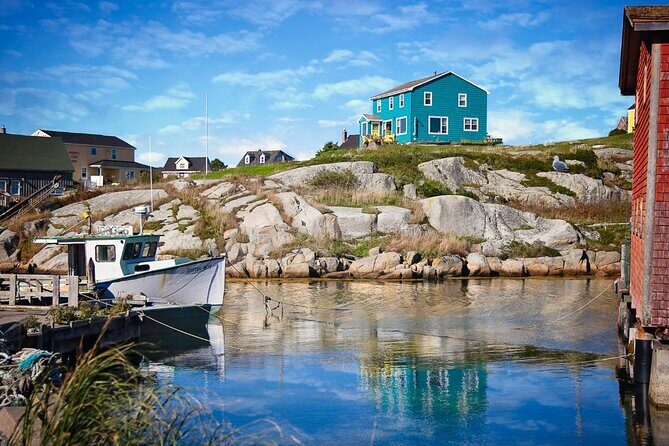 Day Trip to Lunenburg, Mahone Bay and Peggy's Cove from Halifax - What to Consider