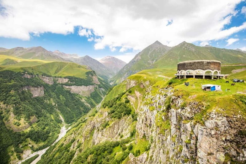 Day Trip to Mount Kazbegi and Gudauri with Licensed Guide - Introduction to the Tour