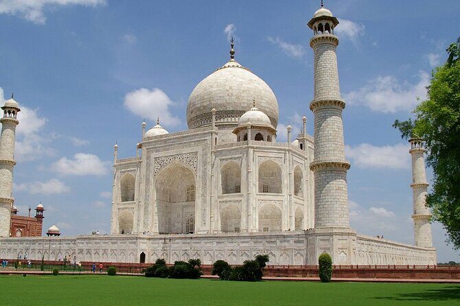 Day Trip to Taj Mahal from Delhi - Return Journey to Delhi