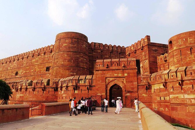 Day Trip to World's Greatest Monument of Love - Agra Tour from Delhi - FAQ
