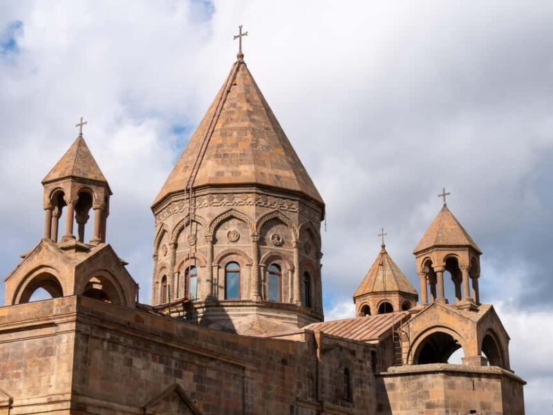 Day trip: Yerevan Sightseeing, St. Echmiadzin, Zvartnots - Key Points