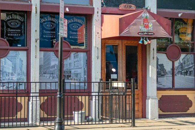 Dayton Bar Hunt: Get Your Drink on in Dayton - Accessibility and Practical Details