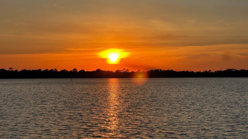 Daytona Beach: Small Group Champagne Sunset Cruise - Wildlife and Scenic Highlights