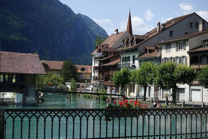 Daytrip to Swiss Villages: Interlaken Grindelwald & Lauterbrunnen - An In-Depth Look at the Itinerary and Experience