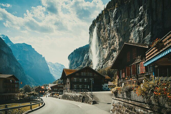 Daytrip to Swiss Villages: Interlaken Grindelwald & Lauterbrunnen - What Sets This Tour Apart?