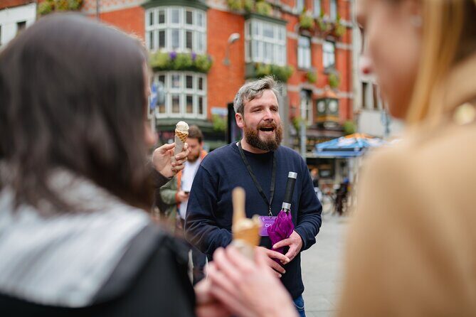 DayTripper Dublin: A Guided City Walking Tour - The Experience in Detail: What to Expect