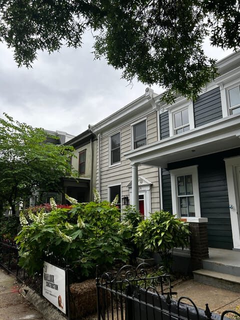 DC: Eastern Market Eats Food Tour (5 Food Stops + Dessert) - Practical Details and Tips