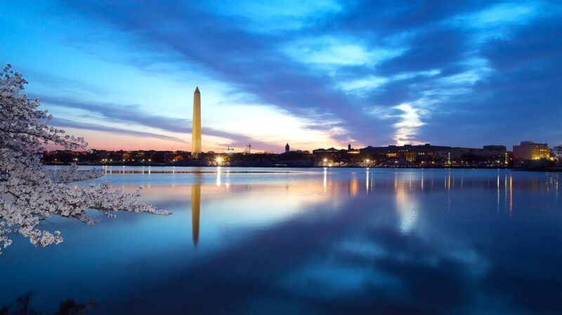 DC: Monuments & Memorials Sunset Tour by Open-top Bus - The Sum Up
