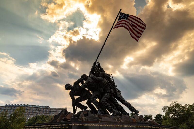 DC: Monuments & Memorials Sunset Tour by Open-top Bus - FAQ