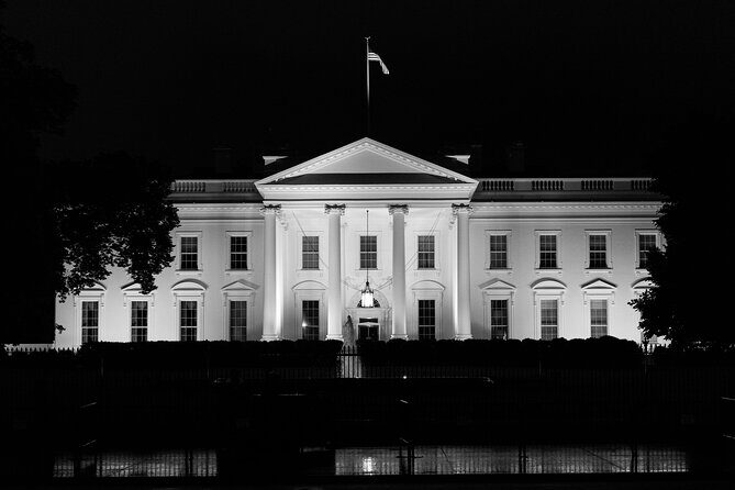 DC Monuments Small Group Guided Night Tour 3 Hours - The Sum Up