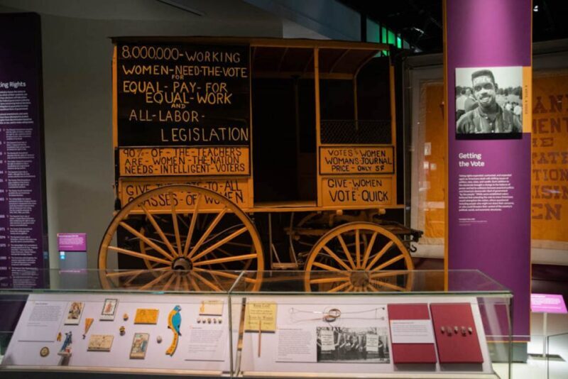 DC: National Archives & Optional Museum Add-On - A Closer Look at the Tour Experience