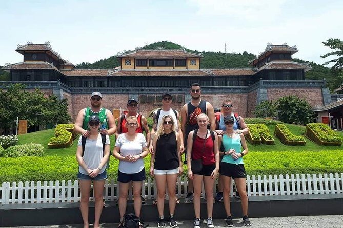 DCAR Limousine to GOLDEN BRIDGE - Private Transfer ( 8-9 Hours) - FAQs