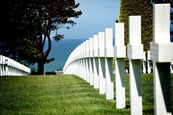 DDay American Beaches and US Airborne Full Day Tour from Bayeux - Visiting the American Cemetery